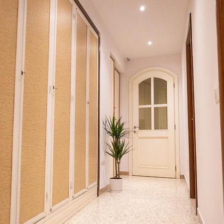 Testaccio Xix-Xxv Bed And Breakfast Rome Bagian luar foto