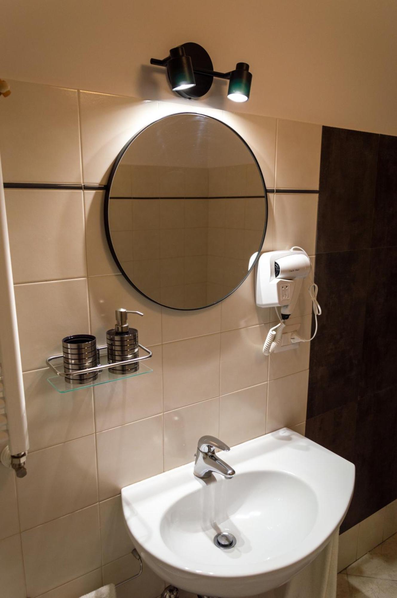Testaccio Xix-Xxv Bed And Breakfast Rome Bagian luar foto